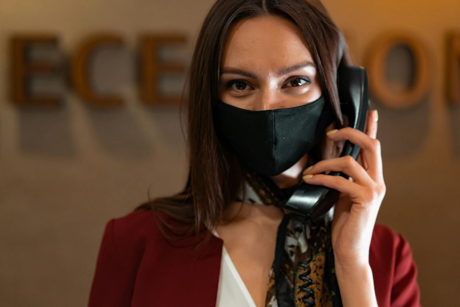 What is a Voice AI Receptionist? Complete Guide with Examples & Call Flows [2026]